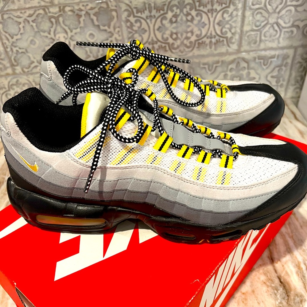 Nike Air Max 95 PRM Sneakers 2011 size 10.5 lightly worn original box - Picture 6 of 14